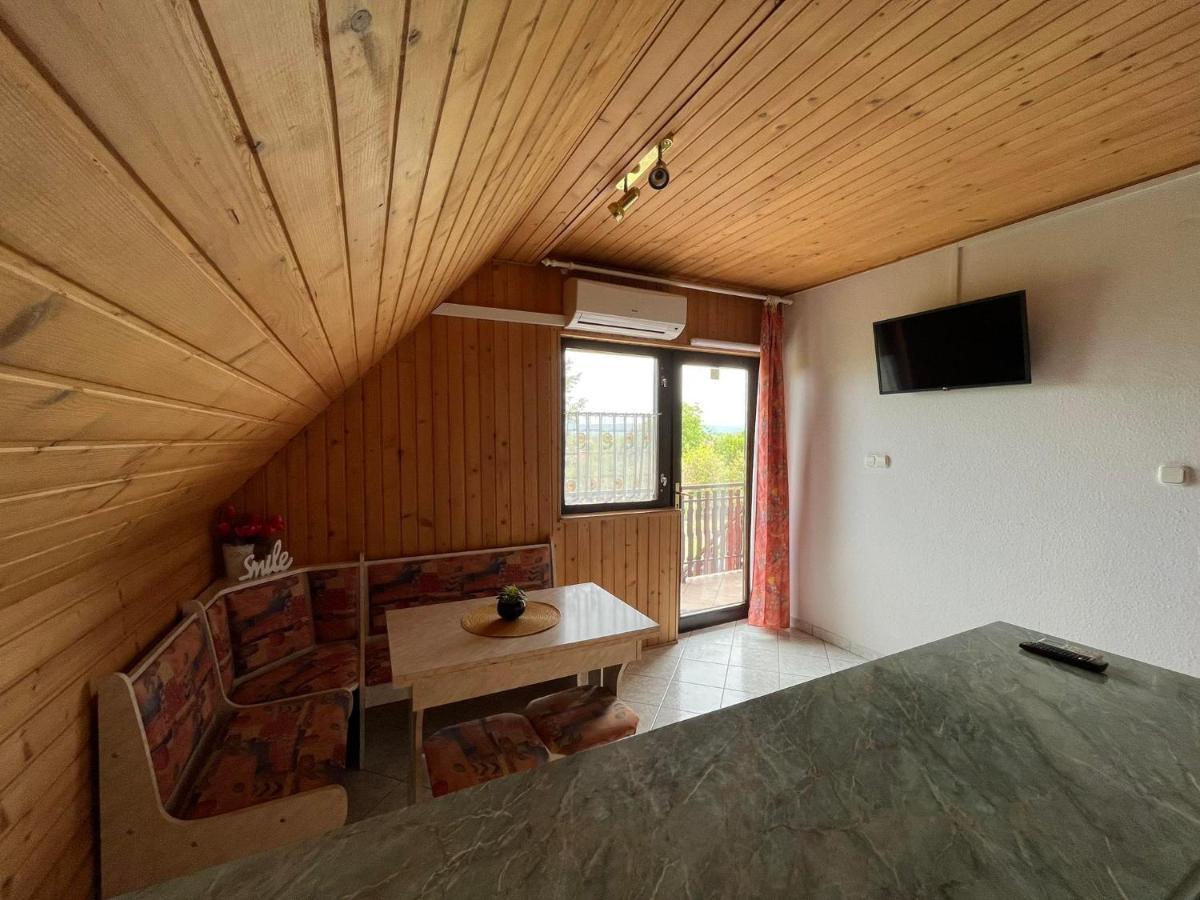 Panna Apartmanhaz 발라톤엘 외부 사진